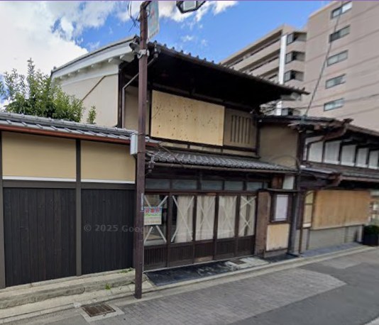 伏見区中油掛町テナント 玄関