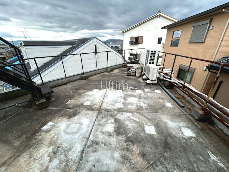 深草東伊達町16-1店舗 ベランダ