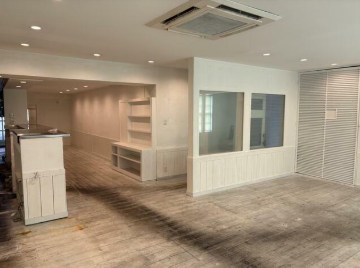 上京区大原口町店舗 玄関