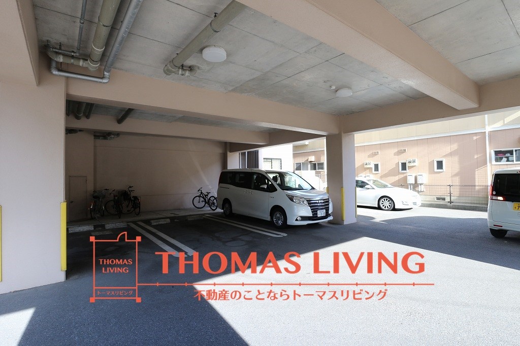 グリーンコートⅢ番館 駐車場