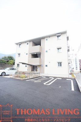 ラウンドシティ足原 303号室 外観