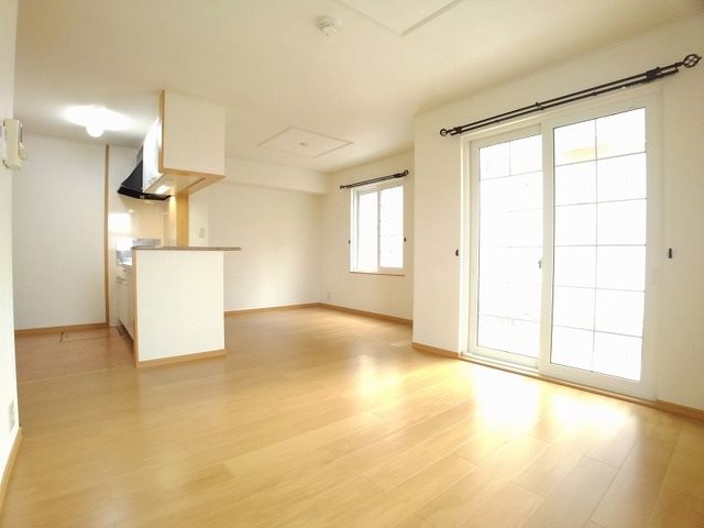 タウンコート学研台 リビング