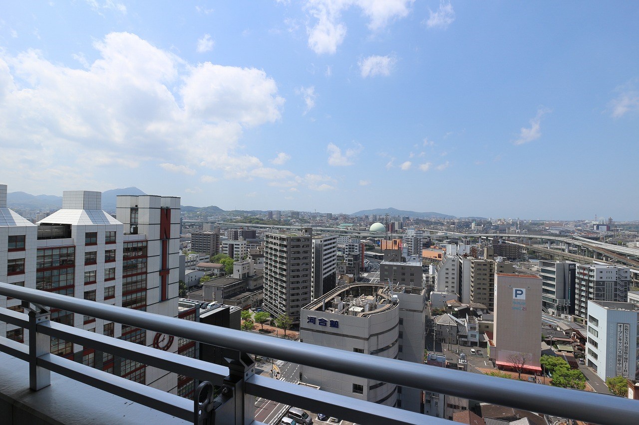 小倉D.C.TOWER  ベランダ