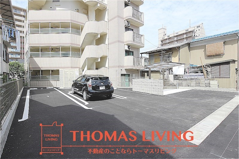 ヴィアンジュ黒崎  駐車場