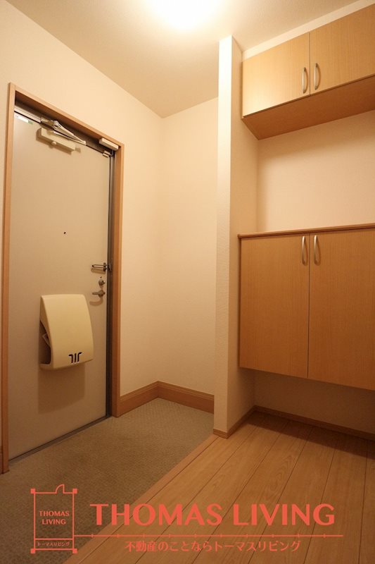 ヴォラーレ学研台 Ⅱ 玄関