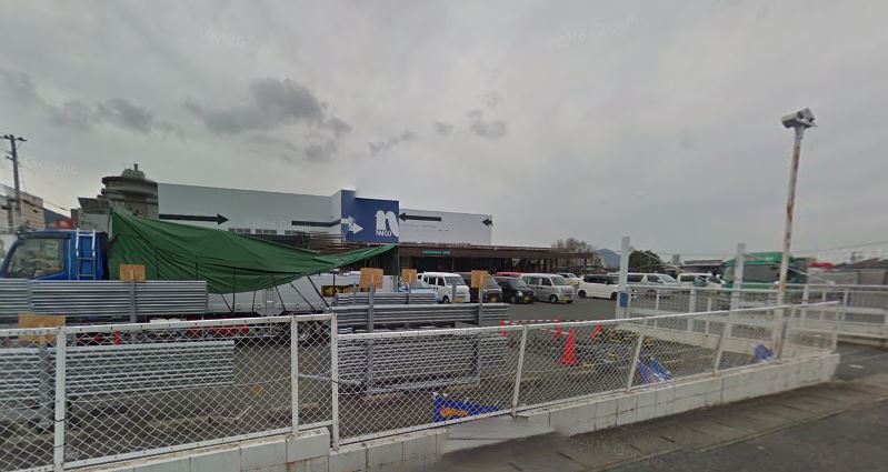 エルティアラ上富野 ホームセンター