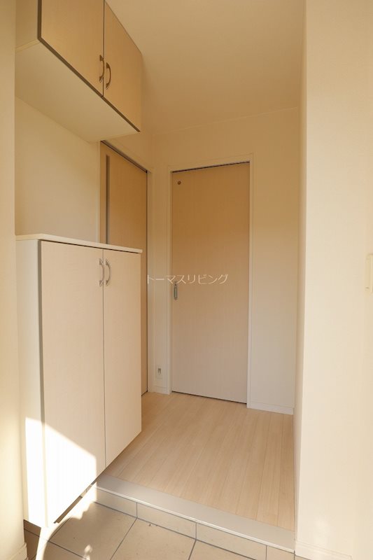 フラワーヒルズ 玄関