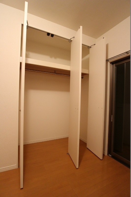シャトレ大手町　N棟 収納