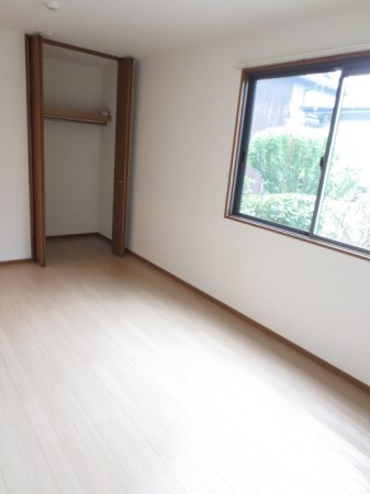 アクエリアン栄盛川 収納