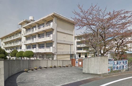 クルーズ天籟寺 小学校