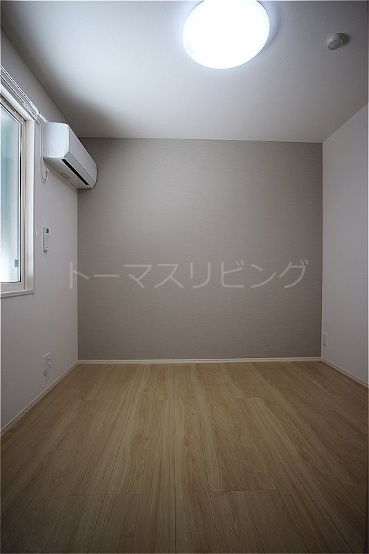 Claire court  ベッドルーム