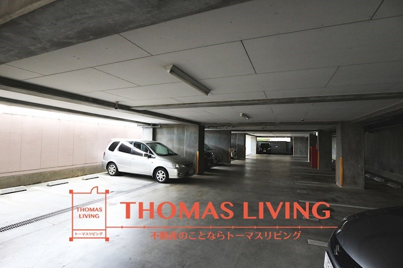 パークヒルズ黒崎 駐車場