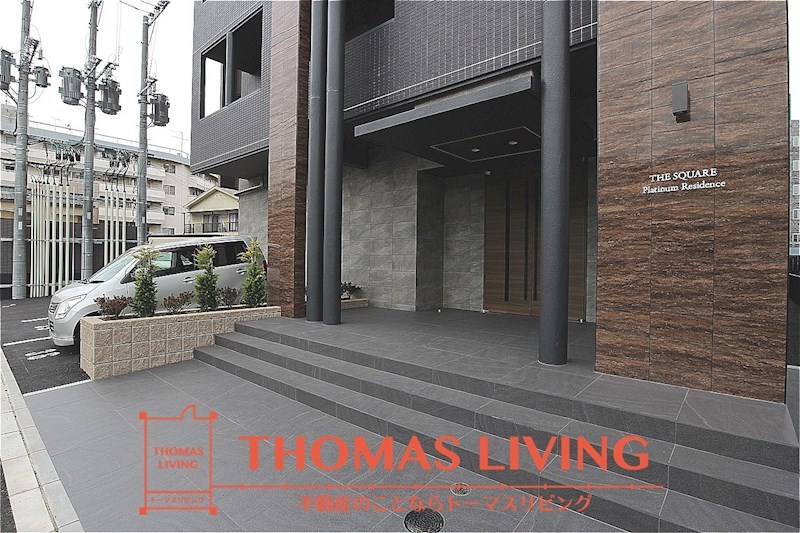 THE SQUARE Platinum Residence エントランス