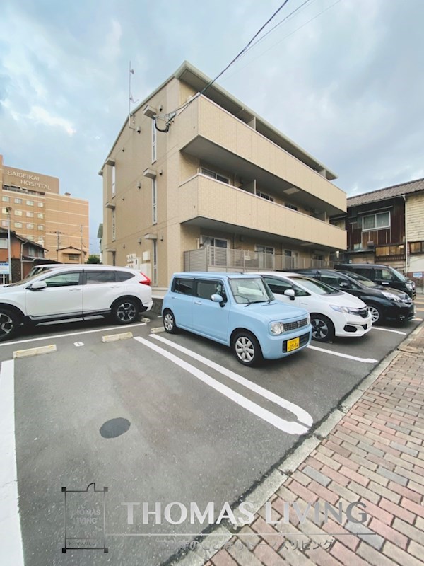 タウンコート春の町 駐車場
