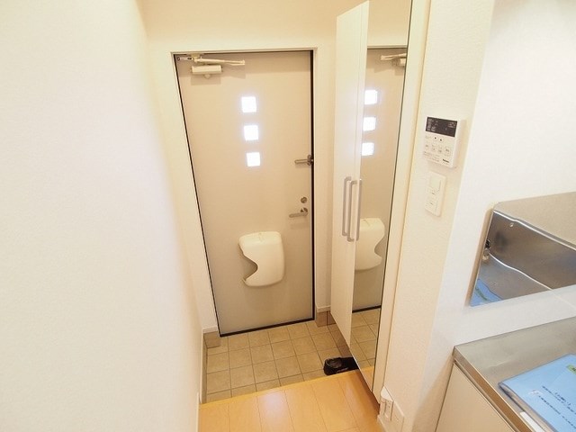 サンシャイン穴生 玄関