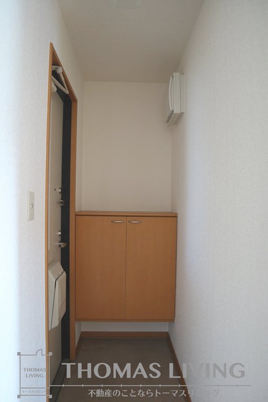 ロイヤルガーデン芳賀 C棟 玄関