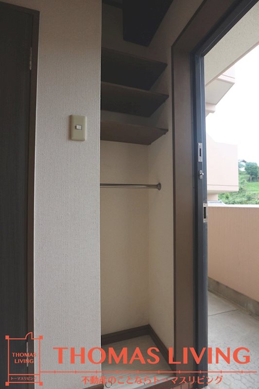 サンフレアー光明 玄関