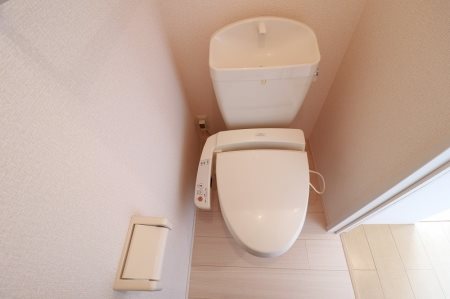 メゾン　ラフィーネ　Ｂ棟  トイレ