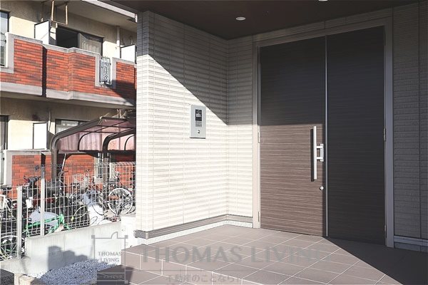 iテラス　east エントランス