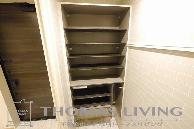 カーサ宮ノ前 直方 B棟  玄関