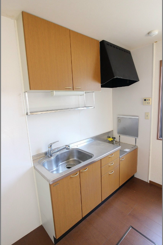 サニーフラット若園 D棟 2号室 北九州市小倉南区蜷田若園 アパート トーマスリビング