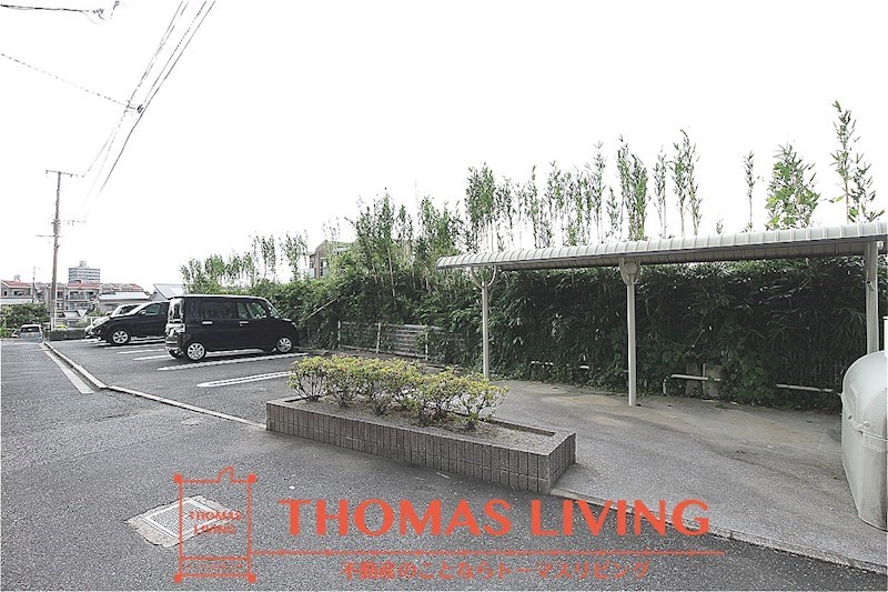 グリーンハウス 駐車場