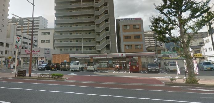 ハッピーエステート八幡駅前 コンビニ