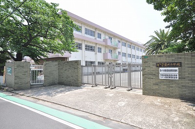 ギャラン筒井 小学校
