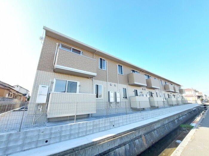 D-roomたかむら A棟 外観