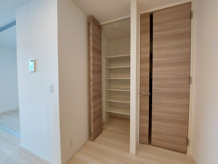D-roomたかむら B棟  収納