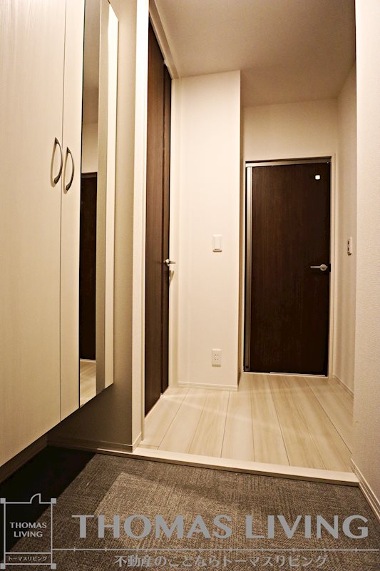 D-room柳町 玄関