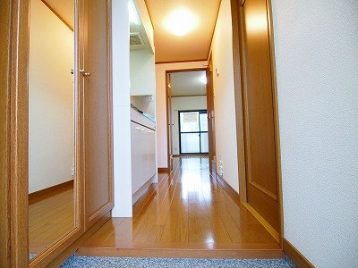 フリーアメニティONE 玄関