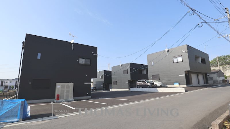ラグナ・セカGarage 外観