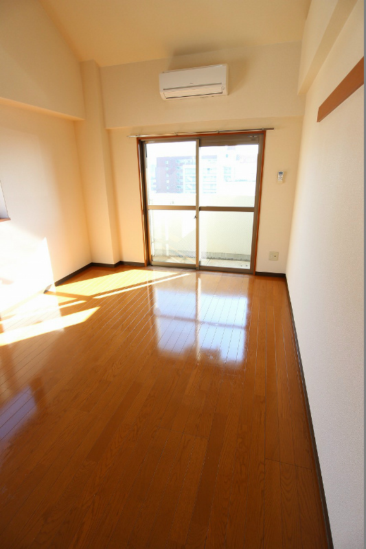 リファレンス門司駅前 リビング