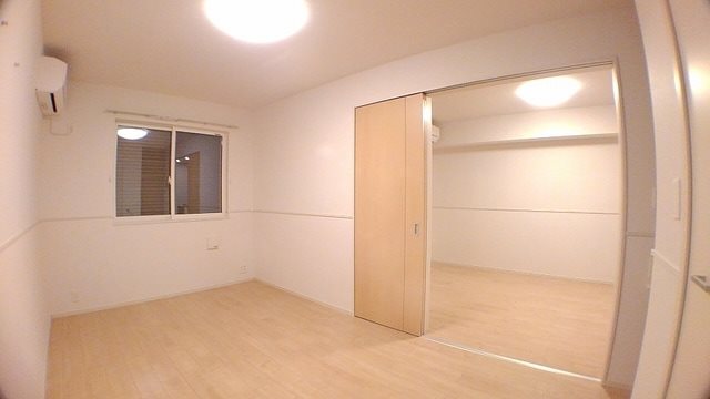 サニーブリーズ行事　B棟  ベッドルーム