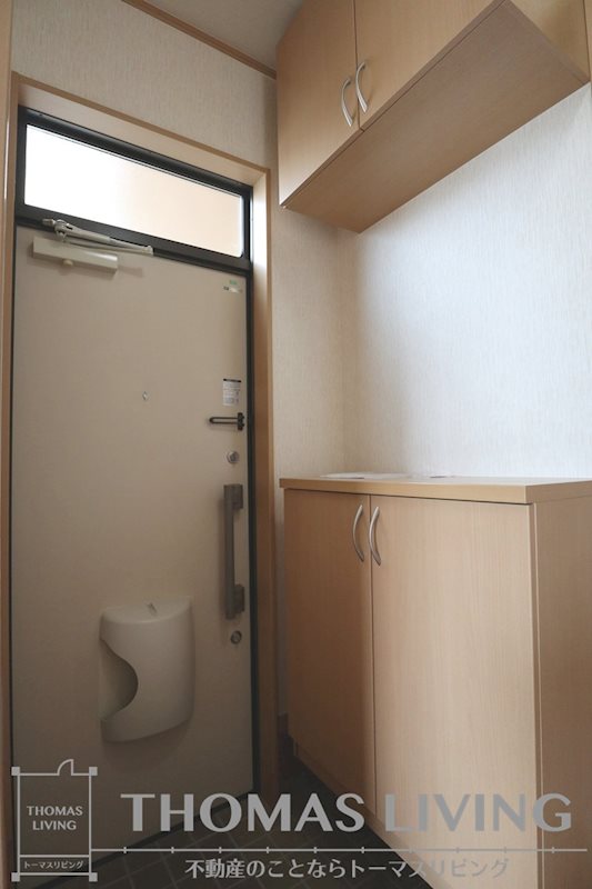 メゾネット中山 玄関