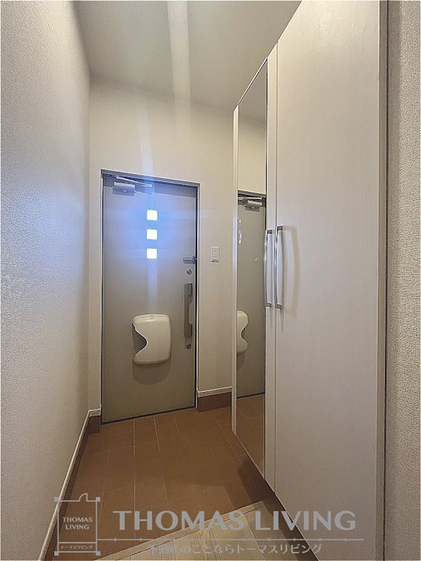 レジデンス プリュⅥ 玄関