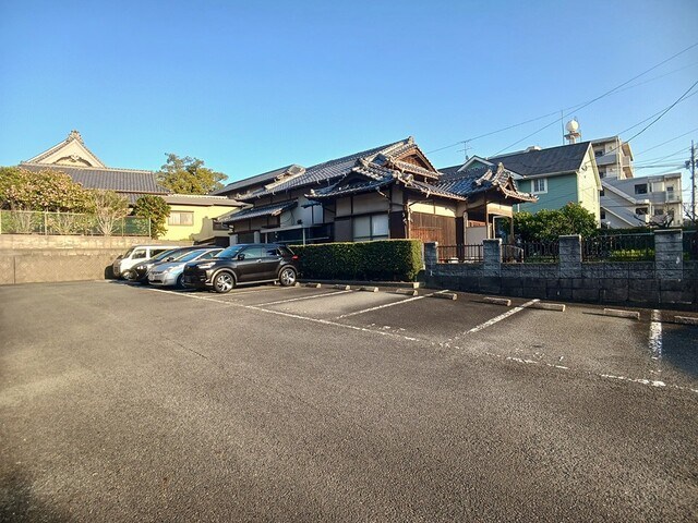エルカーサ引野 駐車場
