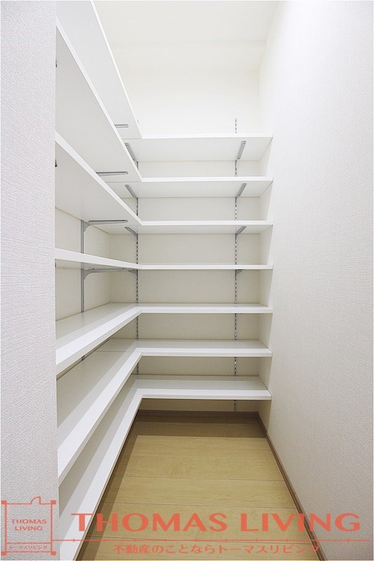 レジデンス枝光  玄関