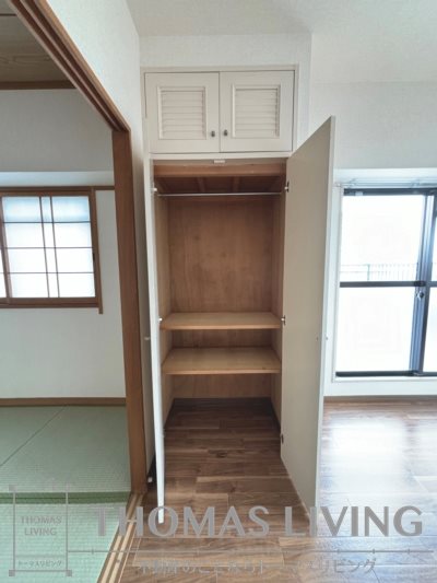 パラシオ高塔    収納