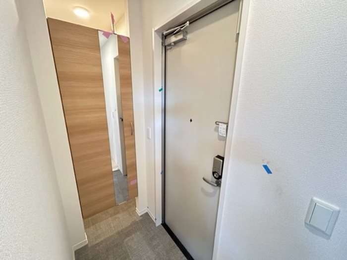 D-room浜町 玄関