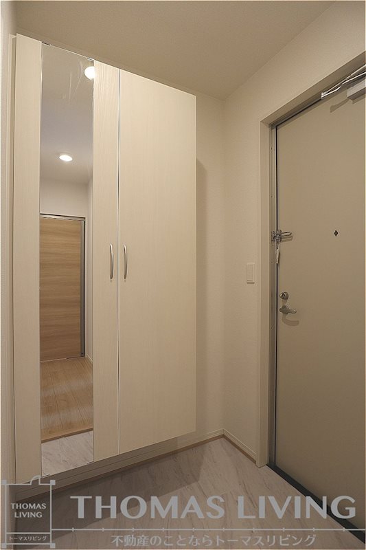 ルシオル鞘ヶ谷 玄関