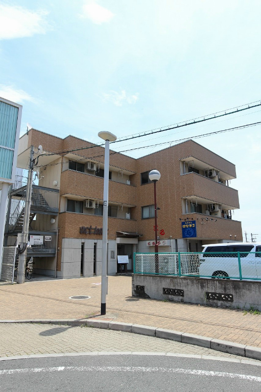 ガウディー 外観