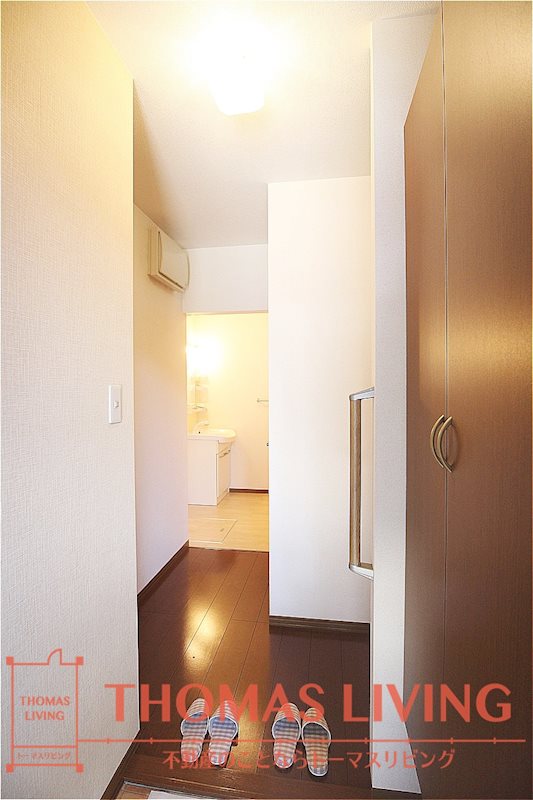 クレール塚の原 A棟  玄関