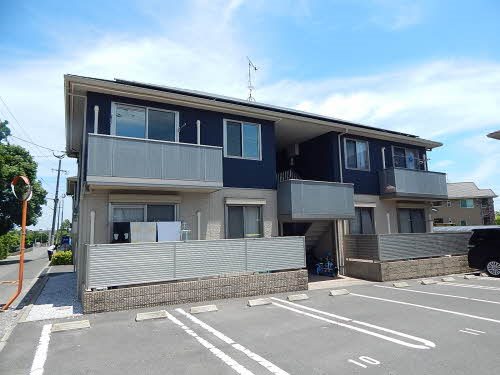 シャーメゾン西泉　＊　Ｂ棟 外観