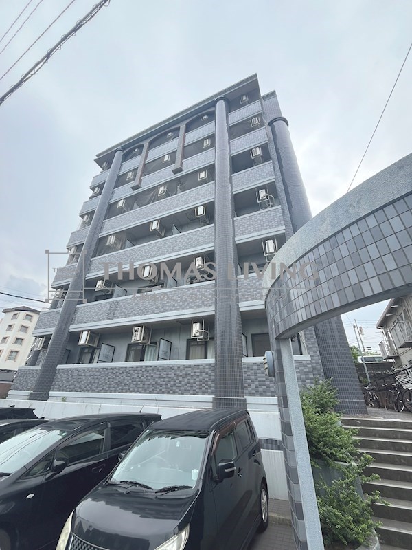 ＫＭマンション産医大前 外観写真