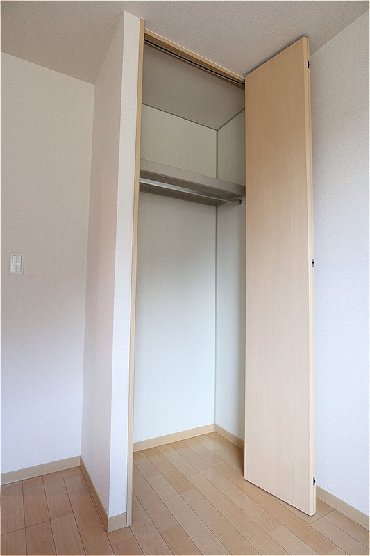 ソレーユ学園台 収納