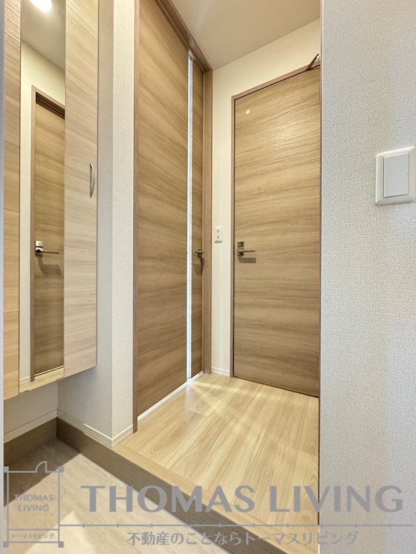 D-ROOM下富野 玄関