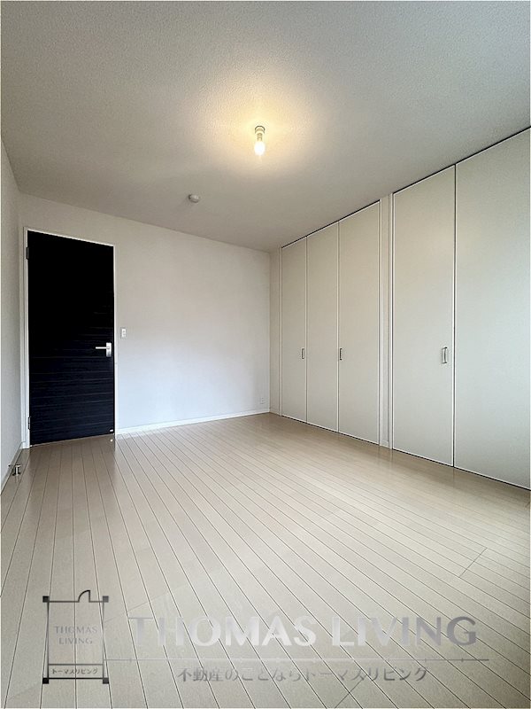 ロアーブルⅦ番館 ベッドルーム