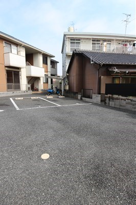 グリーンヒルⅡ 駐車場